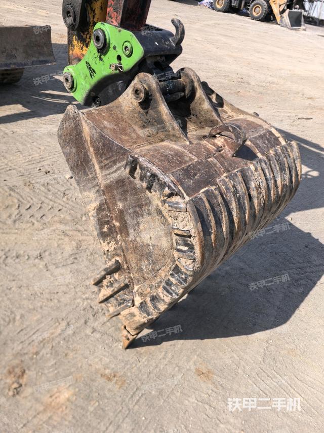 鏟斗45度（工作和回轉(zhuǎn)裝置）