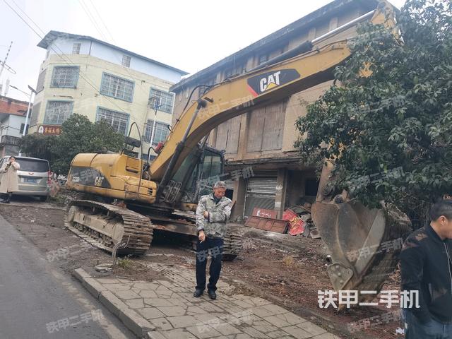 右前45(整機(jī)外觀) 右前45(整機(jī)外觀)