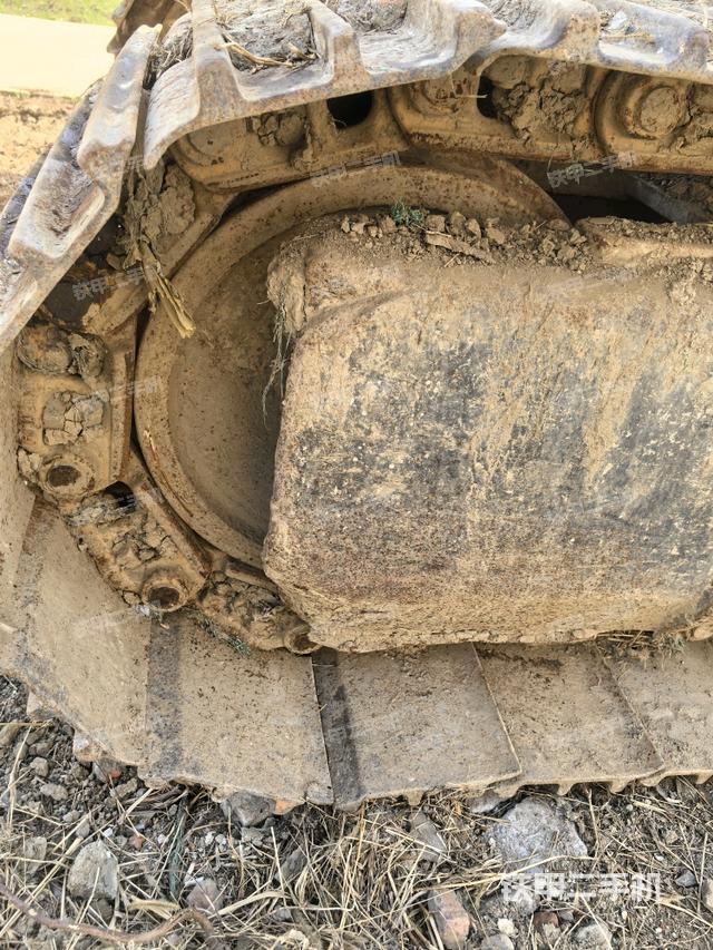 左驅(qū)動(dòng)輪（行走機(jī)構(gòu)）