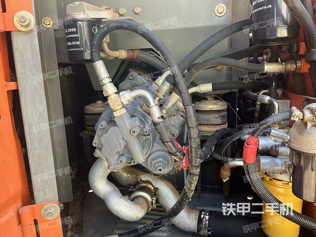 液壓泵室（大件艙室）