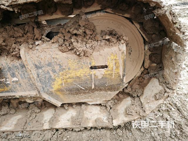 左導(dǎo)向輪（行走機(jī)構(gòu)）