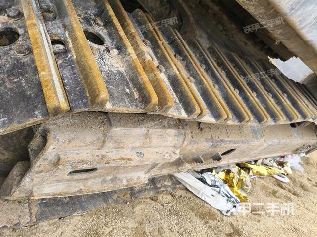 左導(dǎo)向輪（行走機(jī)構(gòu)）