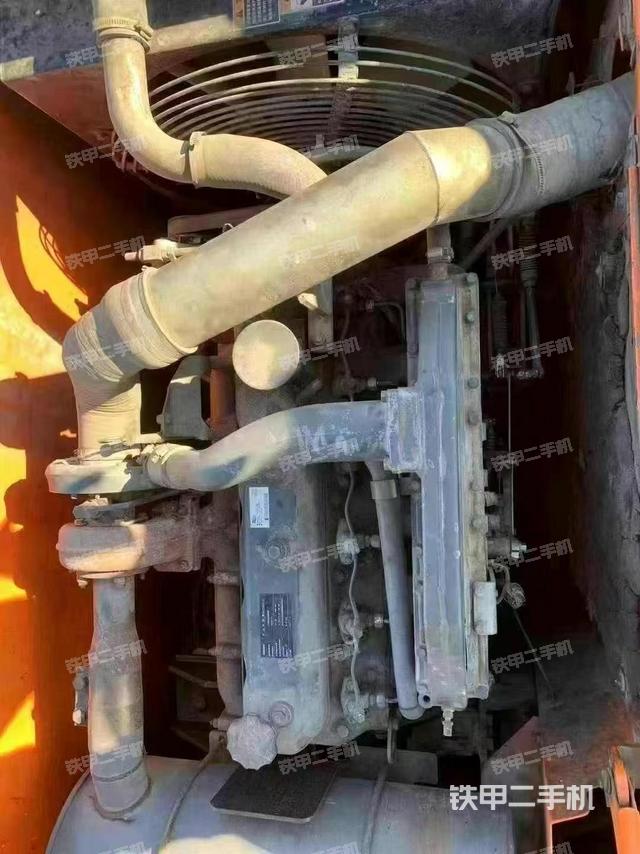 發(fā)動機整體俯視(整機外觀) 發(fā)動機整體俯視(整機外觀)