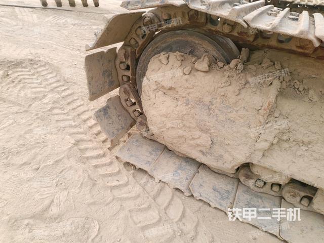 左托鏈輪和鏈筋(行走機構(gòu)) 左托鏈輪和鏈筋(行走機構(gòu))