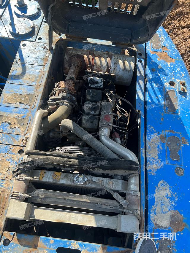 发动机整体俯视（整机外观）