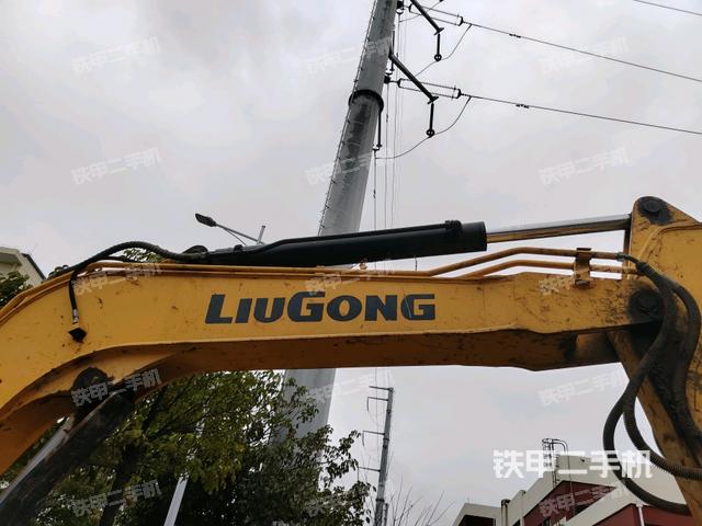 小臂整體右前（工作和回轉(zhuǎn)裝置）