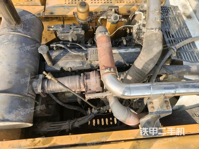 發(fā)動(dòng)機(jī)室(上車部件) 發(fā)動(dòng)機(jī)室(上車部件)