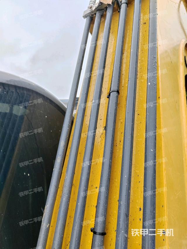 大臂背部俯視（工作和回轉(zhuǎn)裝置）