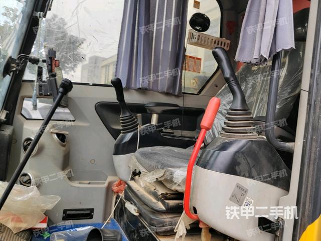 座椅左側(cè)控制臺(tái)/音響/含左手柄（駕駛室部分）