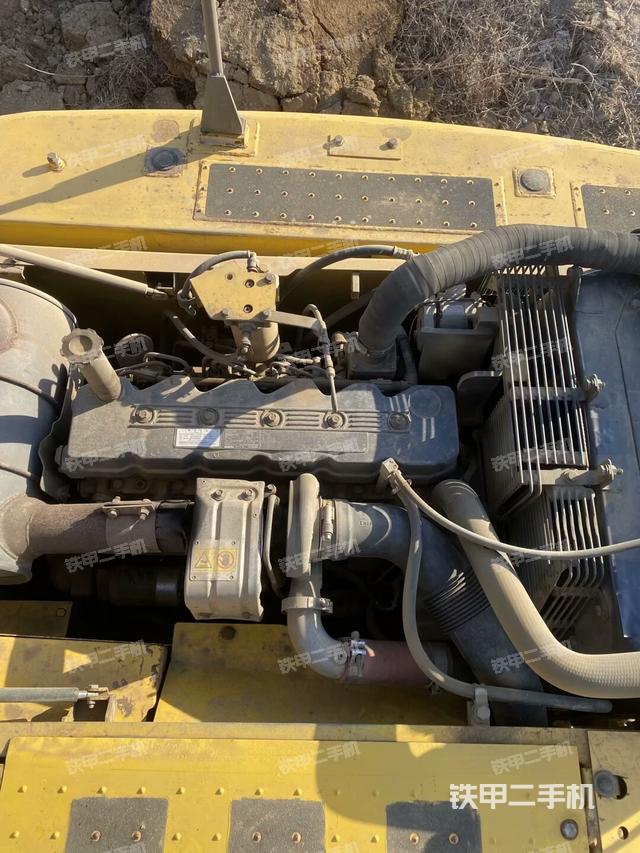 發(fā)動(dòng)機(jī)整體俯視(整機(jī)外觀) 發(fā)動(dòng)機(jī)整體俯視(整機(jī)外觀)