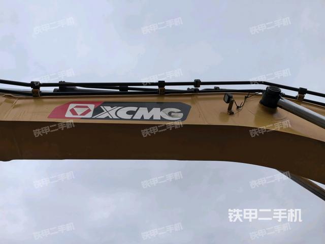 大臂油缸整體?豎拍(工作和回轉(zhuǎn)裝置) 大臂油缸整體?豎拍(工作和回轉(zhuǎn)裝置)
