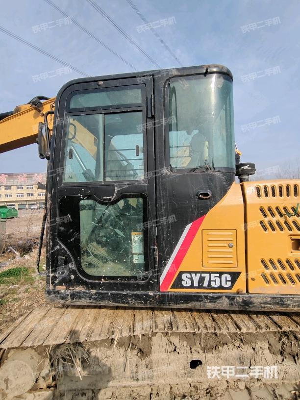 ?駕駛室正側(cè)（駕駛室部分）