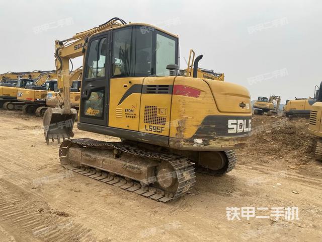 整機(jī)右后45°（整機(jī)外觀）