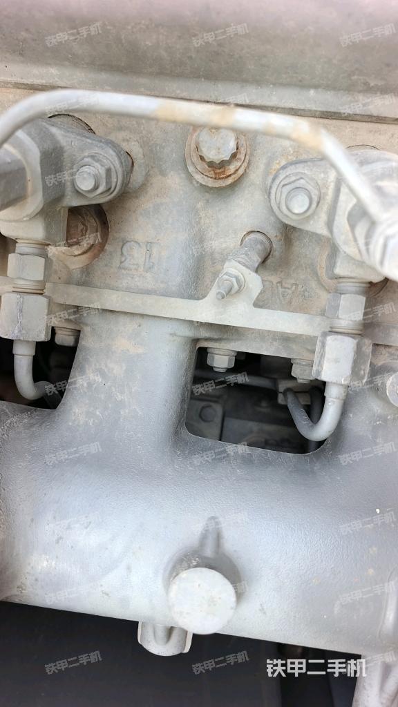 气门室盖螺丝特写（上车部件）