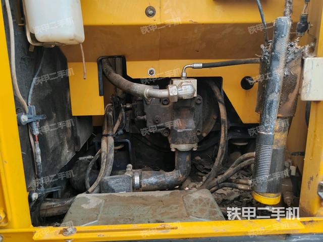 液壓泵室（大件艙室）