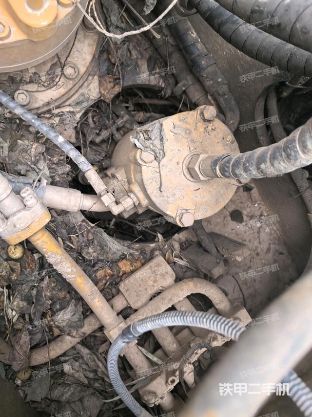 氣門室蓋螺絲特寫（上車部件）