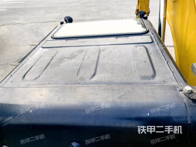 駕駛室頂部俯視（上車部件）