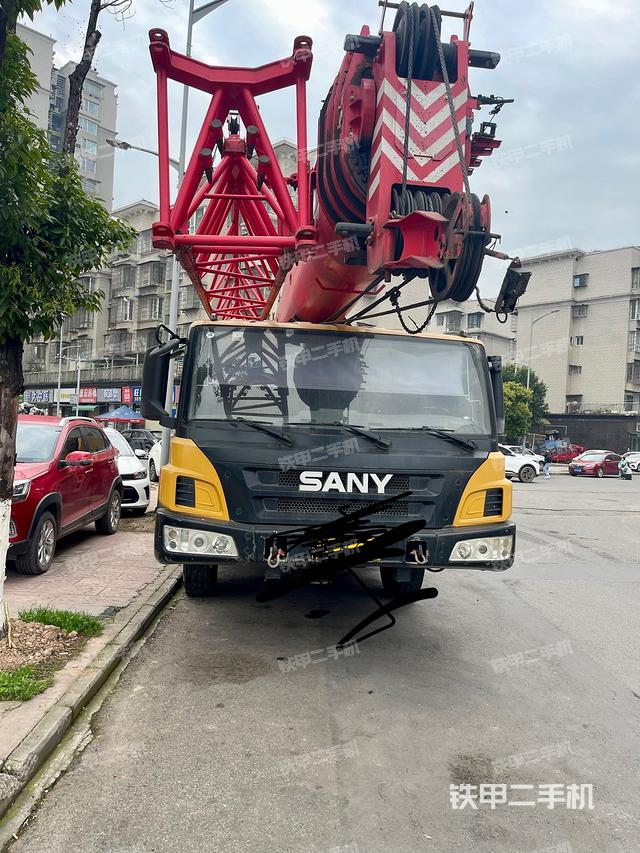 整机右后45°（设备外观及核心部件）