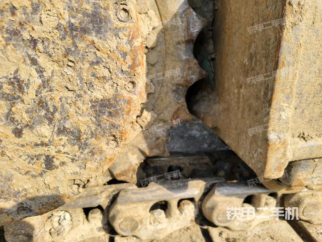 左驅(qū)動(dòng)輪（行走機(jī)構(gòu)）