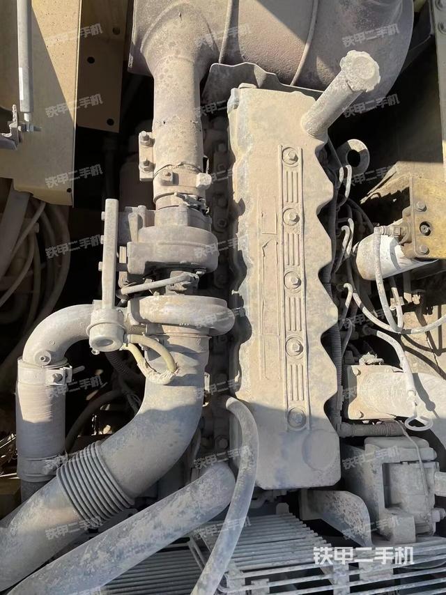 發(fā)動機(jī)整體俯視（整機(jī)外觀）