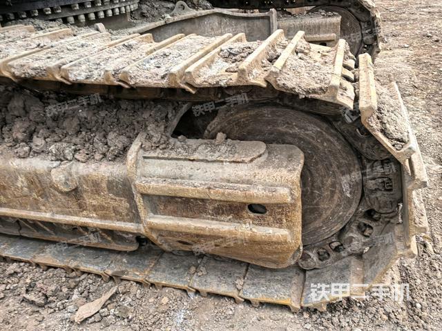 左導(dǎo)向輪（行走機(jī)構(gòu)）