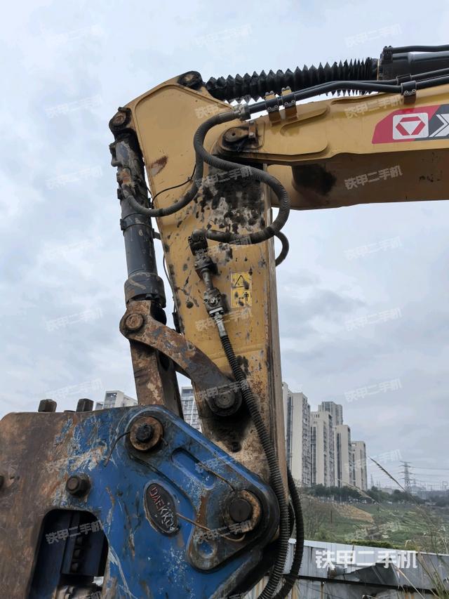 大臂整體?右側(cè)（工作和回轉(zhuǎn)裝置）