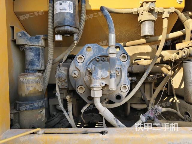 液壓泵室（大件艙室）