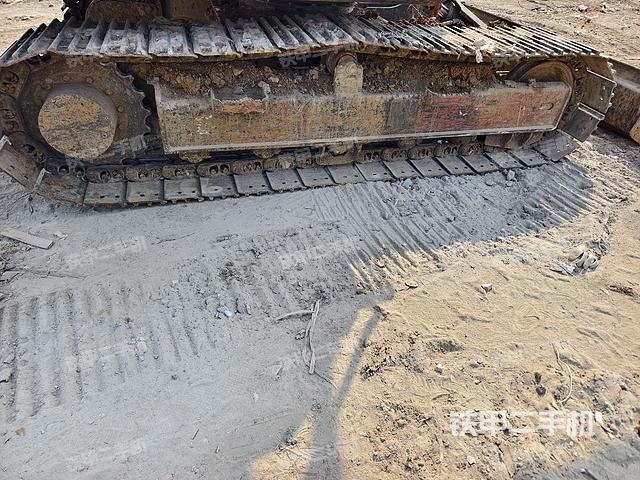 单侧履带整体（整机外观）