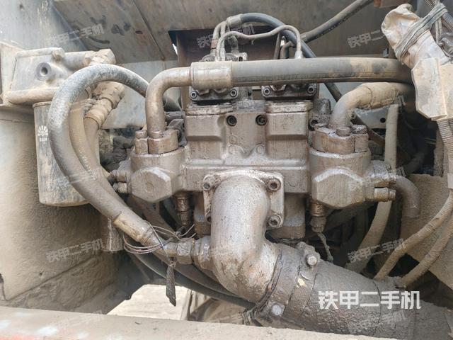 液壓泵斜45?左(大件艙室) 液壓泵斜45?左(大件艙室)