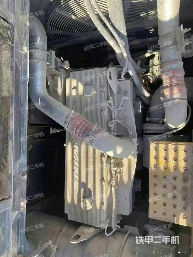 发动机整体俯视（整机外观）