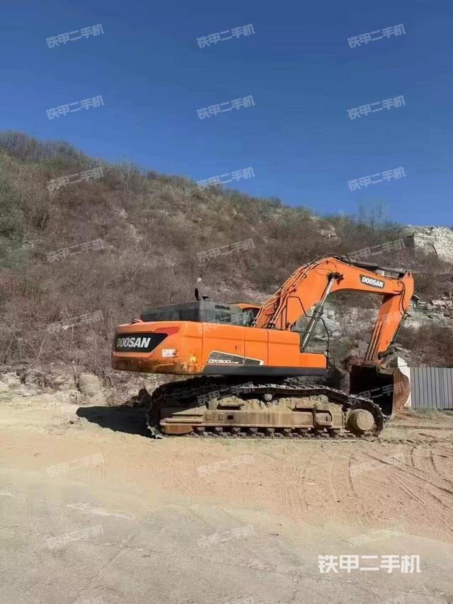 整機右后45°(整機外觀) 整機右后45°(整機外觀)