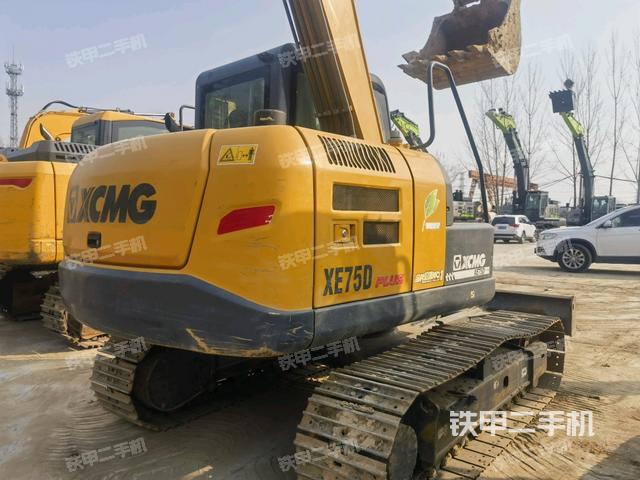 整機右后45°(整機外觀) 整機右后45°(整機外觀)