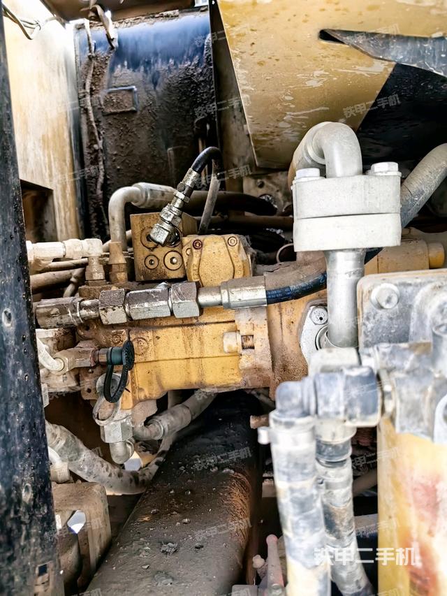 液壓泵室（大件艙室）