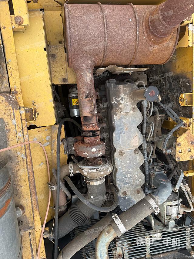 发动机整体俯视（整机外观）