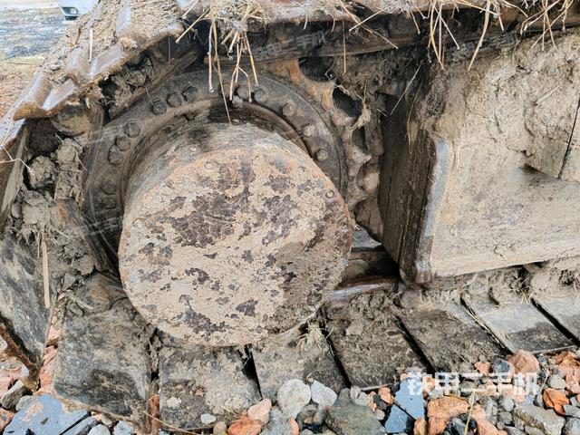 左驅(qū)動(dòng)輪（行走機(jī)構(gòu)）