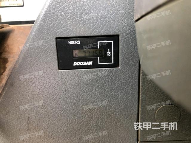 小時(shí)表(駕駛室部分) 小時(shí)表(駕駛室部分)