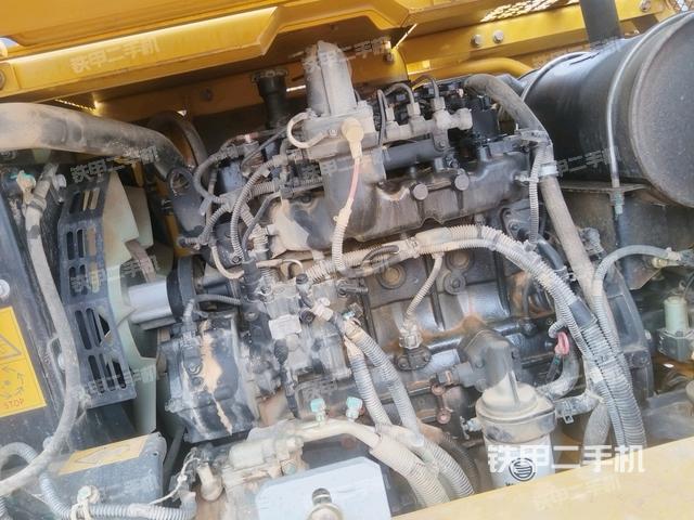 發(fā)動機整體俯視（整機外觀）