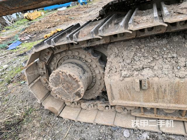 左側(cè)行走馬達(dá)蓋板（行走機(jī)構(gòu)）