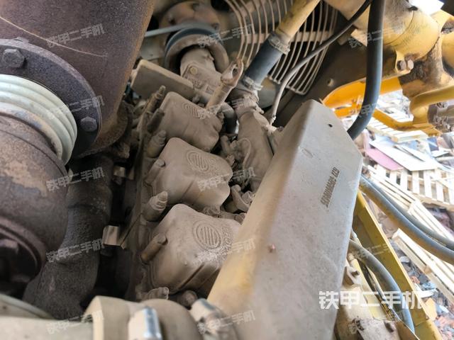 風扇及皮帶（推土機發(fā)動機艙）