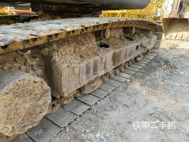 左側(cè)履帶整體?（行走機(jī)構(gòu)）