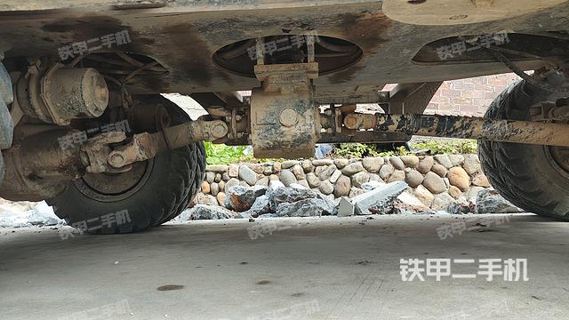 驾驶室整体（整机外观）