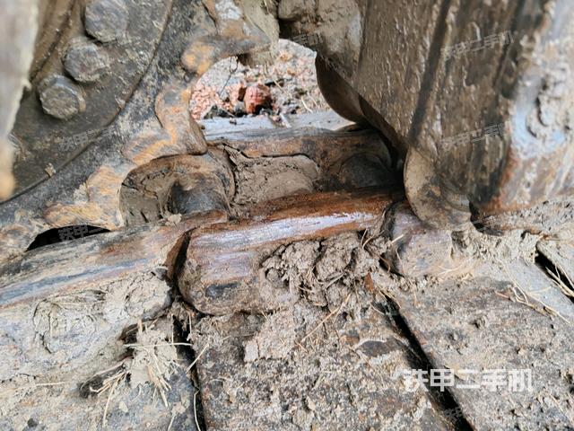 右側(cè)履帶整體（行走機(jī)構(gòu)）