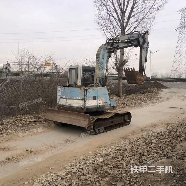 整機(jī)右后45°(整機(jī)外觀) 整機(jī)右后45°(整機(jī)外觀)