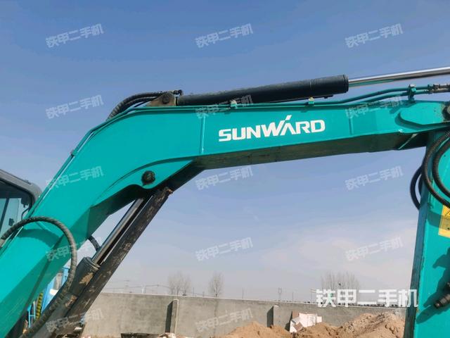 鏟斗右后整體（工作和回轉(zhuǎn)裝置）