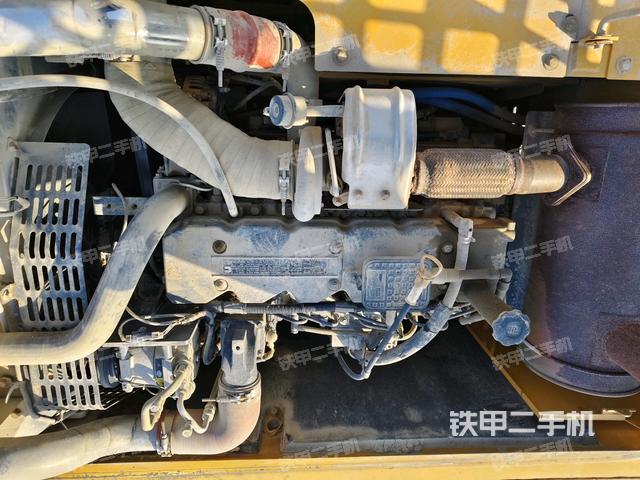 發(fā)動(dòng)機(jī)室（上車部件）