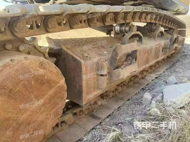 单侧履带整体（整机外观）