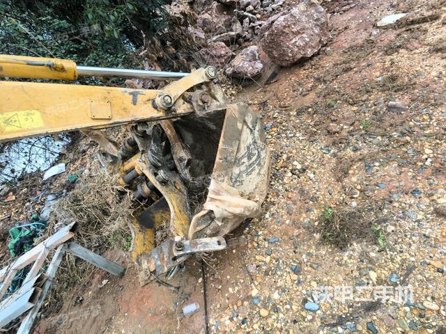 小臂整體右前（工作和回轉(zhuǎn)裝置）