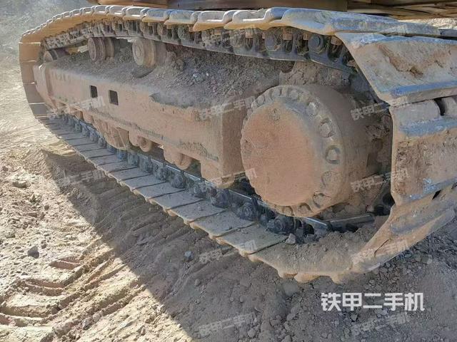 單側(cè)履帶整體（整機外觀）