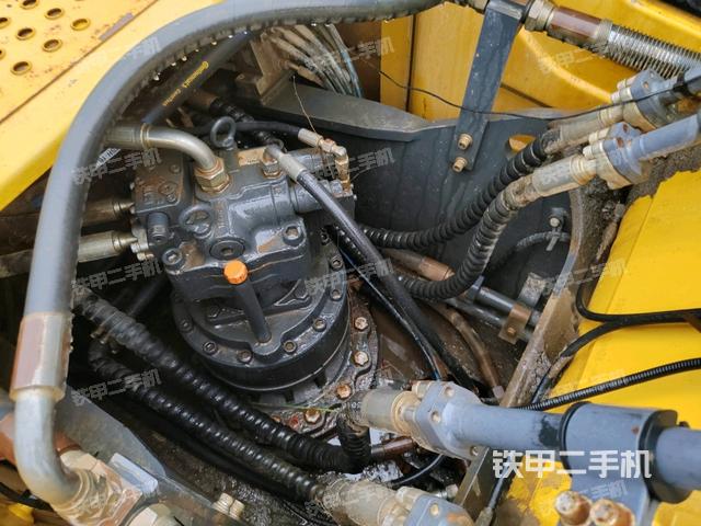 回轉(zhuǎn)馬達(dá)（上車部件）