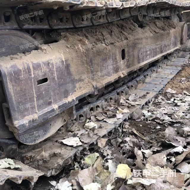 單側(cè)履帶整體（整機(jī)外觀）